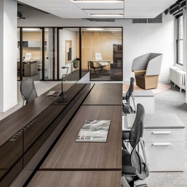 Stride benching is well-suited for flexible, collaborative environments with unique ways for integrating storage. The newest addition to Stride benching is height-adjustable worksurfaces, providing users variety for how they work throughout the day.